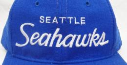 シアトル・シーホークス グッズ N.W.A. Eazy-E スポーツスペシャリティーズ スクリプト ヴィンテージ スナップバック キャップ (青) / Seattle Seahawks