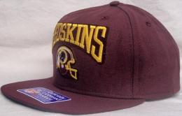 ワシントン・レッドスキンズ グッズ ニューエラ ヴィンテージ スナップバック キャップ "ヘルメット柄"(バーガンディー)/ Washington Redskins