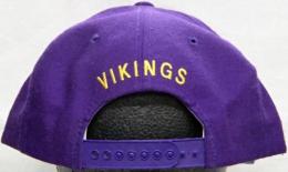 ミネソタ・バイキングス グッズ ニューエラ ヴィンテージ スナップバック キャップ "ベーシックロゴ"(紫) / Minnesota Vikings