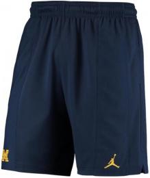 ミシガン ウルヴァリンズ グッズ ジョーダンブランド サイドライン ドライフィット ショートパンツ (紺) / Michigan Wolverines