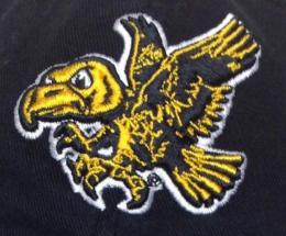アイオア・ホークアイズ グッズ '47BRAND ( フォーティーセブンブランド ) NCAA レガシー クリーンアップ スラウチ CAP (黒) / Iowa Hawkeyes