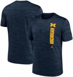 ミシガン ウルヴァリンズ ジョーダンブランド '24 サイドライン ベロシティ Tシャツ1 (ドライフィット版) (紺) / Michigan Wolverines