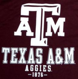 テキサスA&M アギーズ チャンピオン チームスタック 両面Tシャツ (マルーン)/ Texas A&M Aggies