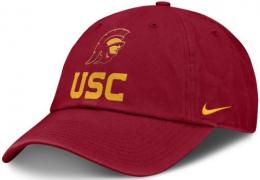 USC  トロージャンズ ナイキ '25 サイドライン スラウチ CAP(カーディナル)※トロージャンロゴ版/ USC Trojans