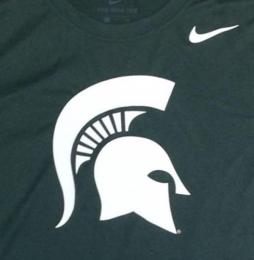 ミシガンステイト スパルタンズ ナイキ サイドライン BL Tシャツ (ドライフィット版) (緑)/ Michigan State Spartans