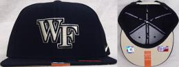 NCAA COLLEGE FOOTBALL NIKE '14 サイドライン プレーヤー　スナップバック CAP(黒) / Wake Forest Demon Deacons (ウェイクフォレスト デーモンディーコンズ)
