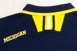ミシガン ウルバリンズ グッズ アディダス '13 サイドライン コーチズ ポロシャツ (クライマライト版) (紺)/ Michigan Wolverines