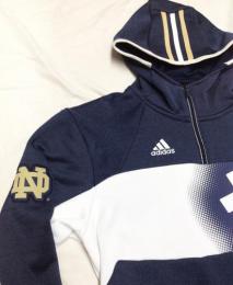 ノートルダム ファイティング アイリッシュ アディダス '13 サイドライン プレイヤー 1/4ZIP PO パーカー/ Notre Dame Fighting Irish