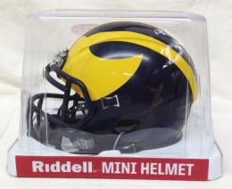 ミシガン ウルヴァリンズ リデル レボリューション スピード レプリカ ミニヘルメット / NCAA グッズ Michigan Wolverines Riddell Revolution Speed Mini Helmet