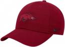 アーカンソー レイザーバックス ナイキ クラブ スラウチ CAP(カーディナル)/ Arkansas Razorbacks