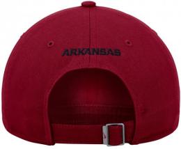 アーカンソー レイザーバックス ナイキ クラブ スラウチ CAP(カーディナル)/ Arkansas Razorbacks
