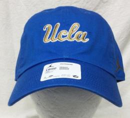 UCLA ブルーインズ グッズ JORDAN BRAND サイドライン ベーシックロゴ スラウチ CAP (ドライフィット版)(ライトブルー) / UCLA Bruins